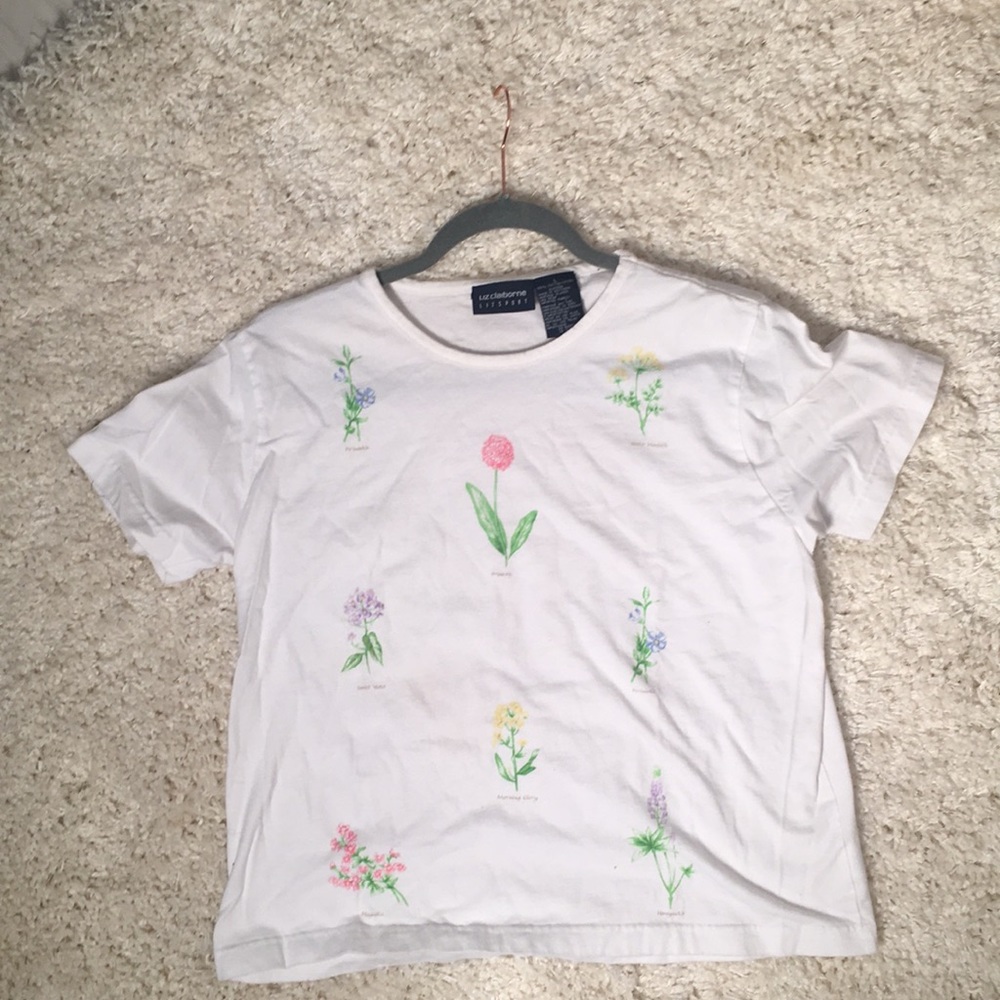 Cute Floral Tee-Shirt